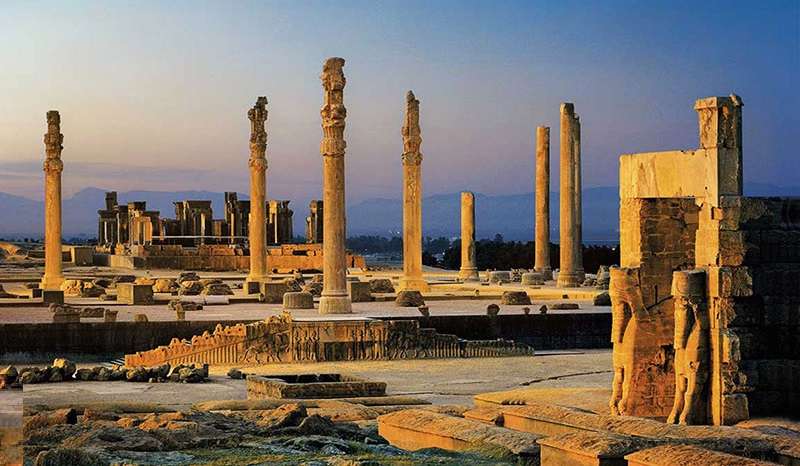 تاب آوری بناهای تاریخی در برابر سوانح